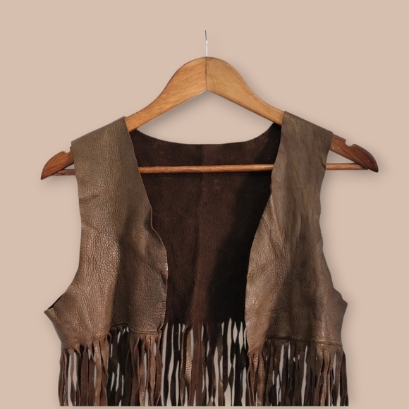 Women's Brown Faux Leather Western Cowboy Cowgirl Vest With Fringe Festival - Picture 4 of 8